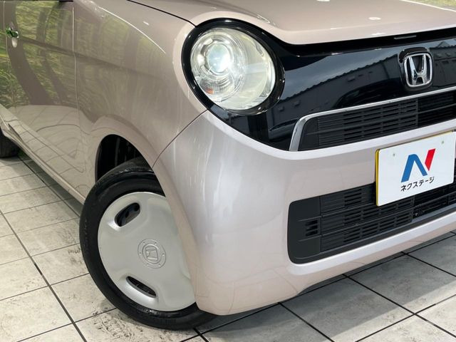 【HIDヘッドライト】非常に明るく前方を照らしてくれるので、悪天候や夜間の走行時も視界良好で安心してお乗りいただけます。