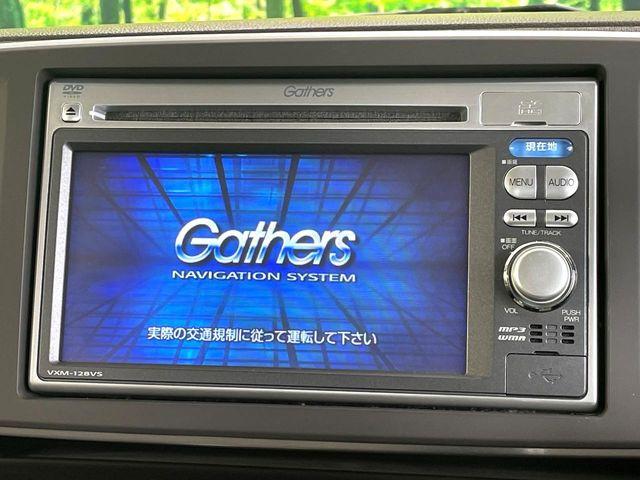 �y���[�J�[�����i�r�z�C���e���A�ɗn�����ރX�^�C���b�V���ȁu��p�݌v�v���[�J�[�i�r�𑕔��􎋔F���⑀�쐫�ȂǊ�{���\�ɂ��D��A���㎿�ȃJ�[���C�t�����y���݂��������܂��B