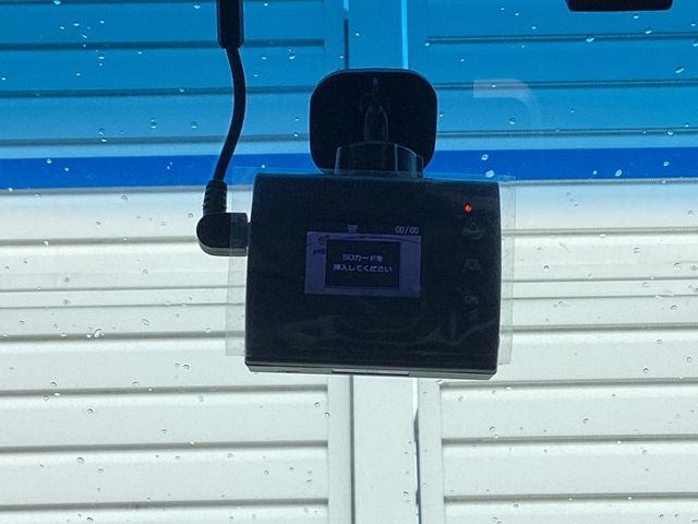 �y�h���C�u���R�[�_�[�z���S�E���S�ȃJ�[���C�t�ɕK�{�̃h���C�u���R�[�_�[�𑕔�!���s���͂������A������^�]�⎖�̂ɑ��������ۂ̏󋵂��f���ŋL�^���A����̃��X�N�ɔ����܂��B