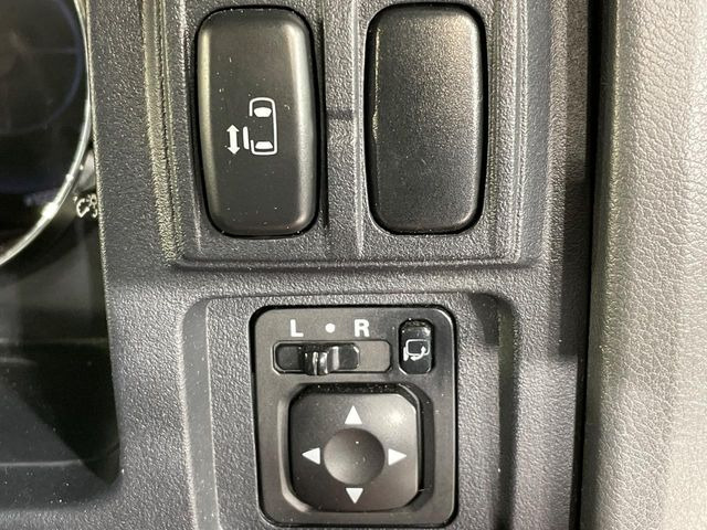 �y�p���[�X���C�h�h�A�z�X�}�[�g�L�[��^�]�Ȃ̃X�C�b�`�ŃX���C�h�h�A�̊J���\���d��������͂����ăh�A���J����K�v�������A���������q�l�ł��A�d���ו��������Ă��鎞�����N�ɊJ���߂ł��܂���