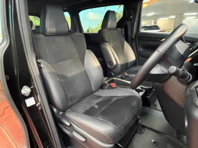 �y�n�[�t���U�[�V�[�g�z�������ƍ���S�n�𗼗������l�C�̃V�[�g���w�ʁE���ʂ̃t�@�u���b�N�f�ނ́A�ʋC���̗ǂ��⊊��ɂ����ɗD��Ă��܂��B