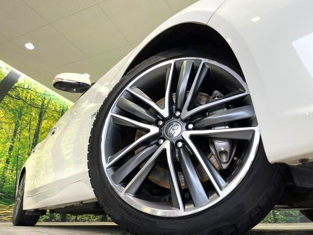 �y����19�C���`�A���~�z�C�[���z�O�ςɃ}�b�`���������A���~�z�C�[���𑕒����Ă���܂��B�e��ЊO�A���~�z�C�[����A�X�^�b�h���X�^�C�����戵�����Ă���܂��B���񂲑��k����������