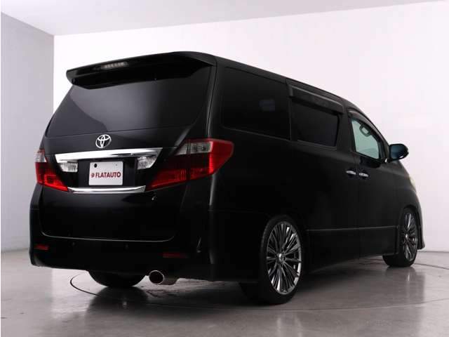 ���X�ł́A���I���ꂽ�ԗ��̂ݓW�����Ă���܂��B�A���t�@�[�h�E���F���t�@�C�A�ɓ����������X�Ȃ�ł̖͂L�x�ȍ݌ɂ̒�����A���C�ɓ���̈������T����������!