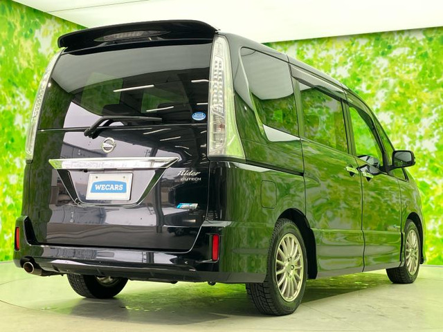 セレナ2.0 ライダー ブラックライン