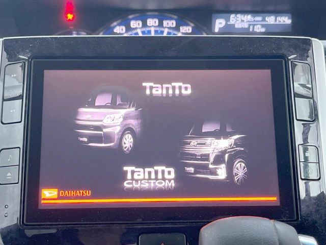 【純正8型ナビ】人気の純正ナビを装備。オーディオ機能も充実しており、Bluetooth接続すればお持ちのスマホやMP3プレイヤーの音楽を再生可能!毎日の運転がさらに楽しくなります!!