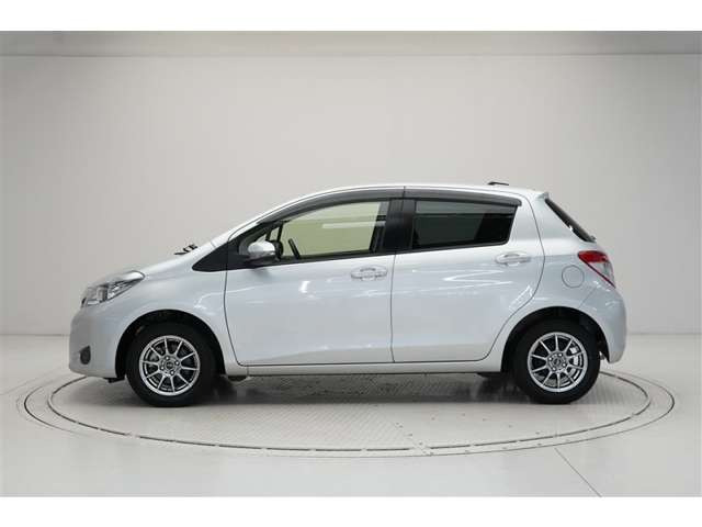 ヴィッツ1.0 F スマイルエディション