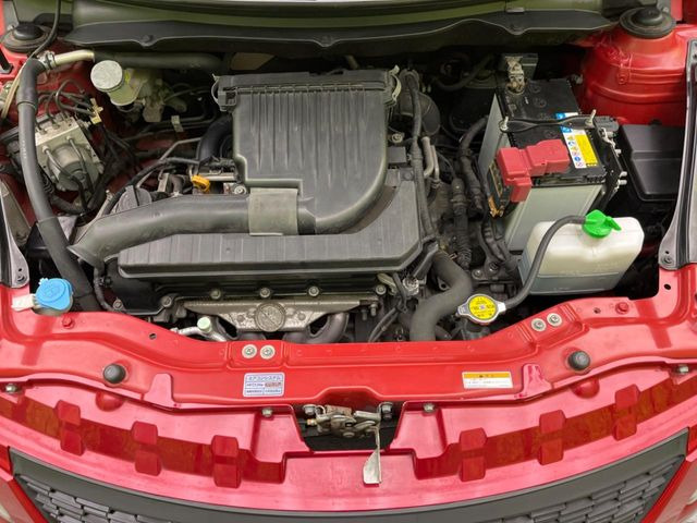 親切・丁寧な専門メカニックスタッフが応対!・車検・点検整備・事故等の修理などアフターサービスも安心。お車のカスタマイズもネクステージのサービススタッフまでご相談ください!