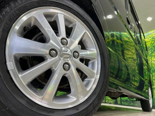 �y����14�C���`�A���~�z�C�[���z�O�ςɃ}�b�`���������A���~�z�C�[���𑕒����Ă���܂��B�e��ЊO�A���~�z�C�[����A�X�^�b�h���X�^�C�����戵�����Ă���܂��B���񂲑��k����������