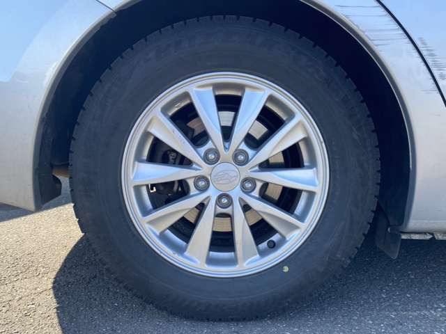 ���X�͎Ԃ̕i���Ɏ��M�������Ă��܂�!�Ȃ̂ŁA���܂��܂Ȋp�x����70���ȏ�̂��ʐ^�ڂ��Ă��܂��B