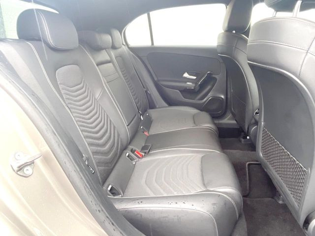 ���㕔���Ȃ��C�ɂȂ�悤�ȃL�Y�E�����ւ��蓙�A�傫�ȃ_���[�W�͂Ȃ��A�ǍD�ȏ�Ԃł��B