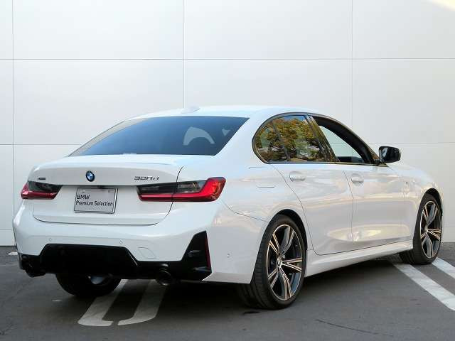 3シリーズセダン320d xドライブ Mスポーツ エディション シャドー 4WD