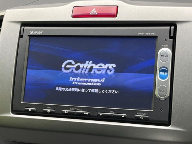 �y�����i�r�z�l�C�̏����i�r�𑕔����Ă���܂��B�i�r�̎g���₷���͂������A�I�[�f�B�I�@�\���[��!�L�����v�◷�s�͂������A�ʋ΂┃�����ȂǕ��i�̃h���C�u���y�����Ȃ�͂���