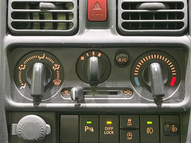 �����~�������Ă��S�Ȃɉ��K�ȋ󒲂�͂��Ă����A�_�C�������G�A�R���𑕔���