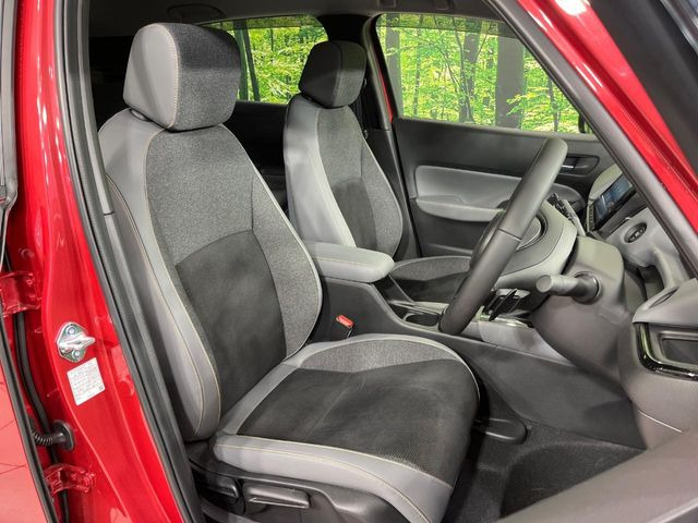 �y�n�[�t���U�[�V�[�g�z�������ƍ���S�n�𗼗������l�C�̃V�[�g���w�ʁE���ʂ̃t�@�u���b�N�f�ނ́A�ʋC���̗ǂ��⊊��ɂ����ɗD��Ă��܂��B�C���╞���ɍ��E���ꂸ���K�ɂ���肢�������܂��B