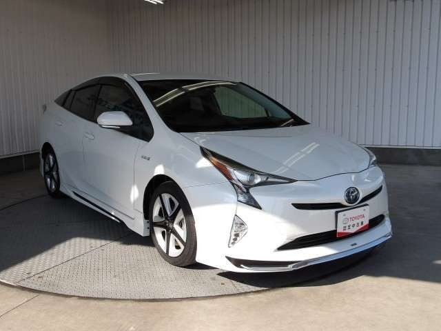 プリウス1.8 S ツーリングセレクション