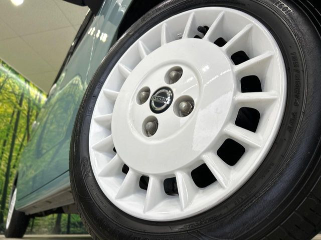 �y����14�C���`�A���~�z�C�[���z�O�ςɃ}�b�`���������A���~�z�C�[���𑕒����Ă���܂��B�e��ЊO�A���~�z�C�[����A�X�^�b�h���X�^�C�����戵�����Ă���܂��B���񂲑��k����������