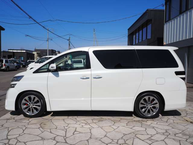 ���X�̃X�}�z�p�y�[�W���������܂���������y���A���₷���ł���!�g�b�v��ʂɃV���[�g�J�b�g��u�����Ƃ��\�ł����A�h���X�͂�����&rArr; http://clover-cars.spcar.jp