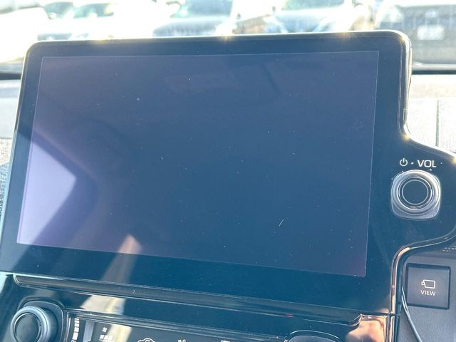 �y10.5�C���` �f�B�X�v���C�I�[�f�B�I�z���ʂ̃f�B�X�v���C��AppleCarPlay��AndroidAuto�����p�\�B�傫�ȉ�ʂŃX�}�z�i�r�A�v���������p���������܂���