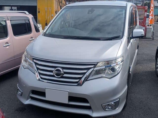 セレナ2.0 ハイウェイスター Vセレクション+Safety S-HYBRID