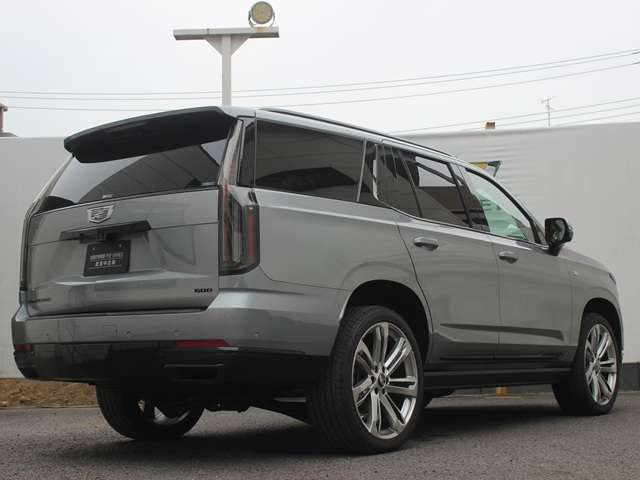 エスカレードスポーツ ローンチ エディション4WD