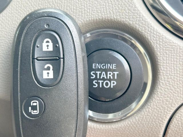 �y�C���e���W�F���g�L�[�z�J�o����|�P�b�g�ɓ��ꂽ�܂܂ł��h�A�̎{���E�������\�ȃX�}�[�g�L�[�𑕔��B�G���W���̃I���E�I�t�����J�M�����o���K�v����������Ƃ��Ă��֗��ł���