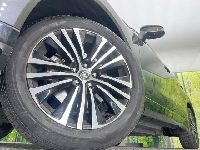 �y�����A���~�z�C�[���z�O�ςɃ}�b�`���������A���~�z�C�[���𑕒����Ă���܂��B�e��ЊO�A���~�z�C�[����A�X�^�b�h���X�^�C�����戵�����Ă���܂��B���񂲑��k����������