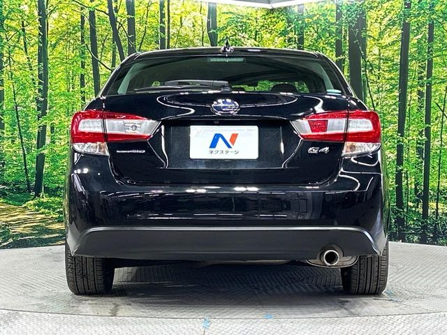 安心の最長10年・走行無制限保証(有償)をご用意。保証内容も充実はもちろん、無料点検&オイル交換や、年中無休の全国・24時間ロードサービスも付帯されておりますのでご安心下さい。