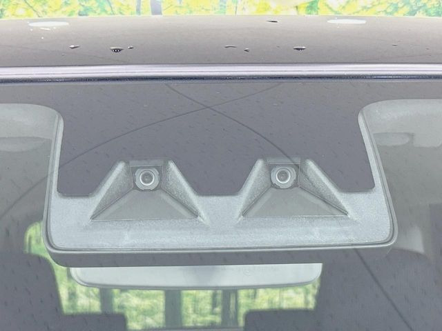 �y�X�}�[�g�A�V�X�g�z���s���ɑO���̎ԗ�����F�����A�Փ˂������Ȏ��͌x��ƃu���[�L�ŏՓˉ���Ɣ�Q�y�����A�V�X�g�B�����S�Ƀh���C�u�����y���݂��������܂��B