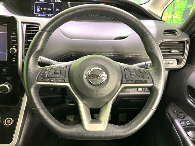 �y�����v�����X�e�A�����O�z�㎿�Ȋv���g�p���邱�ƂŁA��ɂ����������݂ƂĂ��^�]���₷���n���h���ł���