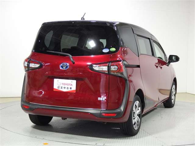 シエンタハイブリッド 1.5 ファンベース G クエロ