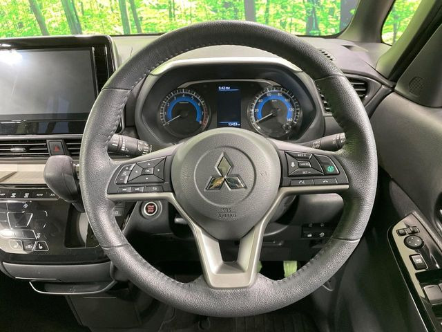 �y�����v�����X�e�A�����O�z�㎿�Ȋv���g�p���邱�ƂŁA��ɂ����������݂ƂĂ��^�]���₷���n���h���ł���