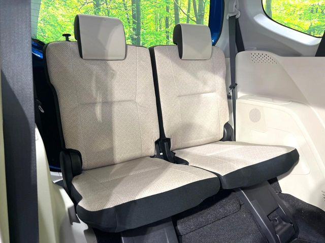 3��ڃV�[�g�͂�������ԗǍD����l�ł��������ƍ����Ē����܂��̂ŁA��l���ł̂��o���������N���N�ł��􂲉Ƒ��ŁA�C�̒m�ꂽ���ԂŁA�h���C�u�ɍs���̂��y���݂ł��ˁ�