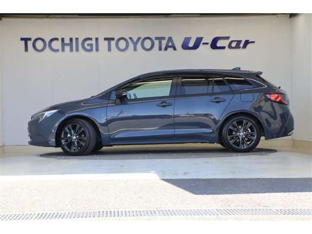 カローラツーリング1.8 ハイブリッド W×B