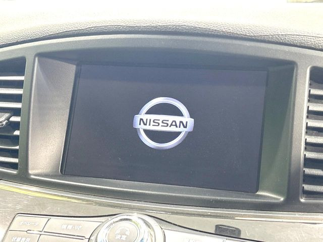 �y���[�J�[�����i�r�z�C���e���A�ɗn�����ރX�^�C���b�V���ȁu��p�݌v�v���[�J�[�i�r�𑕔��􎋔F���⑀�쐫�ȂǊ�{���\�ɂ��D��A���㎿�ȃJ�[���C�t�����y���݂��������܂��B