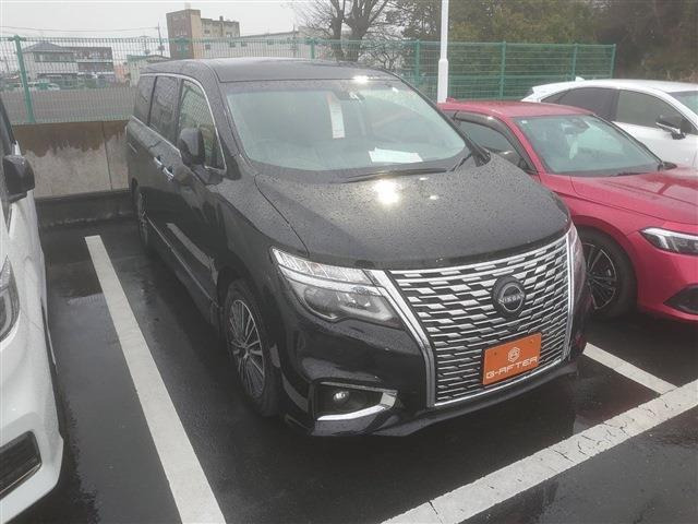 エルグランド（日産）2.5 250ハイウェイスターS 4WD　禁煙車 純正ナビ バックカメラ 中古車画像