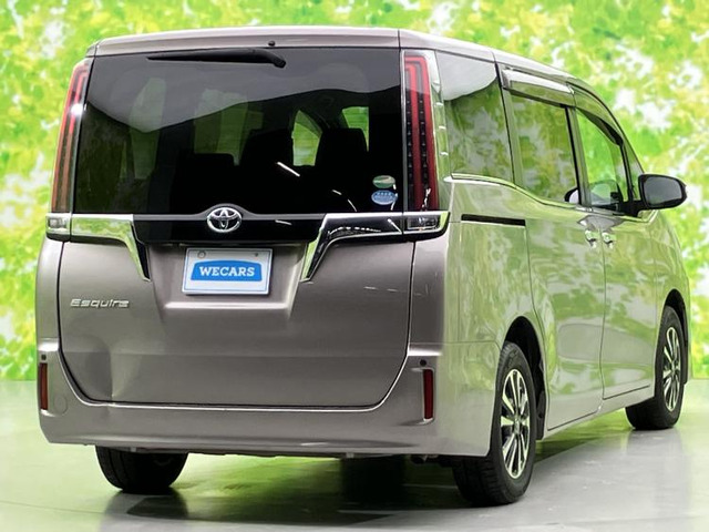 エスクァイア2.0 Gi プレミアムパッケージ