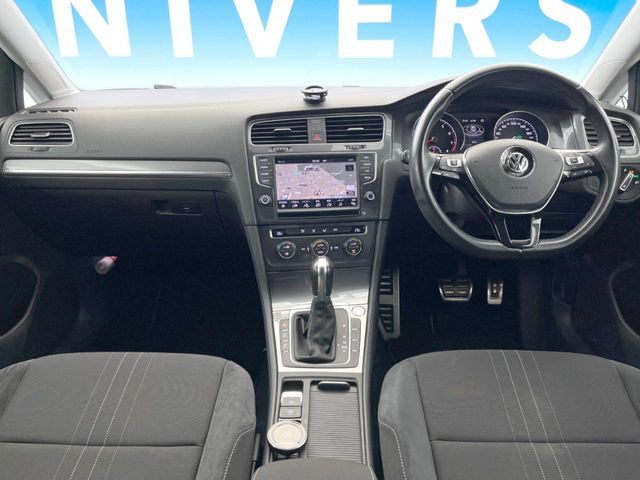 本車両の主な特徴をまとめました。上記の他にもお伝えしきれない魅力がございます。是非お気軽にお問い合わせ下さい。