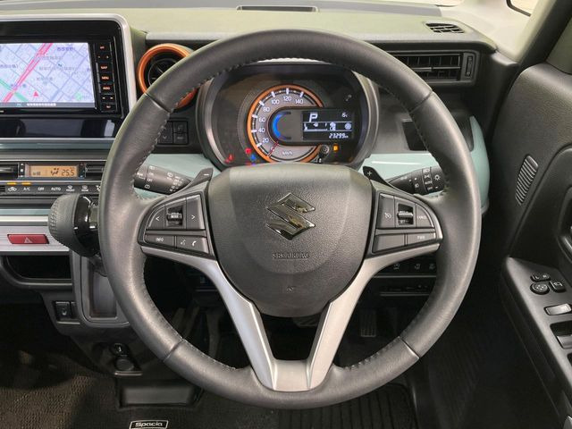 �y�����v�����X�e�A�����O�z�㎿�Ȋv���g�p���邱�ƂŁA��ɂ����������݂ƂĂ��^�]���₷���n���h���ł���