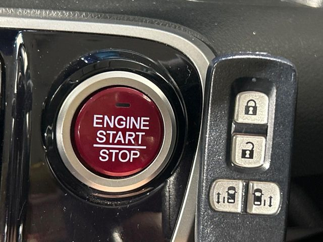 �y�L�[���X�z�������ꂽ�ꏊ����ł��{�^����Ńh�A�̊J���E�{�����ł���̂łƂ��Ă��֗�!�h�A�̌�������ɏ������邱�Ƃ�����܂����