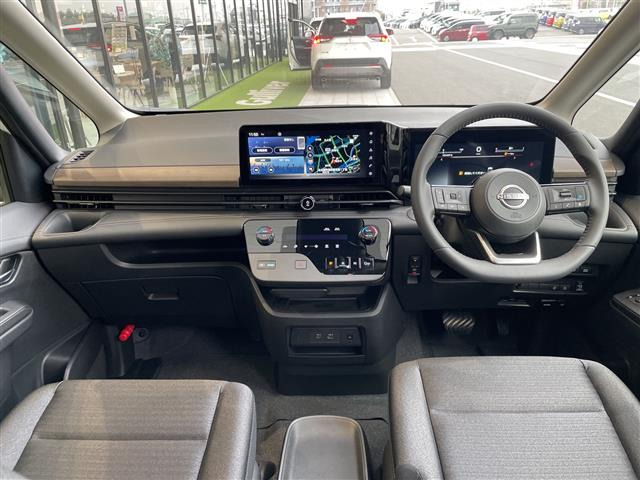 セレナ1.4 e-POWER ハイウェイスターV