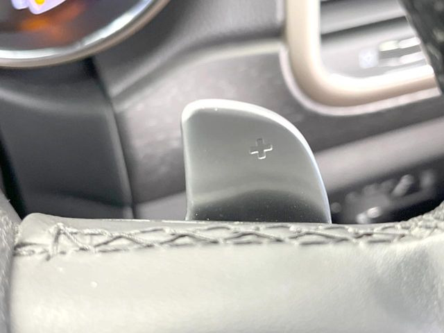 ���X�e�A�����O�p�h���V�t�g:�N�C�b�N�ȃV�t�g���삪�\!���X�|���X�������A���Ȃ��̃M�A�ϑ��ɂ�������Ƃ��Ă��Ă���܂�!���Ԃƈ�̂ƂȂ�鑕���ł��B