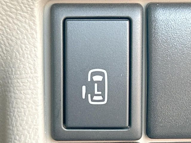 �y�p���[�X���C�h�h�A�z�X�}�[�g�L�[��^�]�Ȃ̃X�C�b�`�ŃX���C�h�h�A�̊J���\���d��������͂����ăh�A���J����K�v�������A���������q�l�ł��A�d���ו��������Ă��鎞�����N�ɊJ���߂ł��܂���