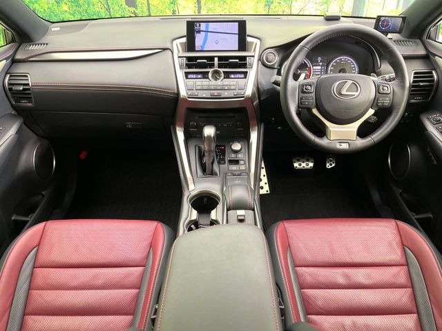 NX200t Fスポーツ