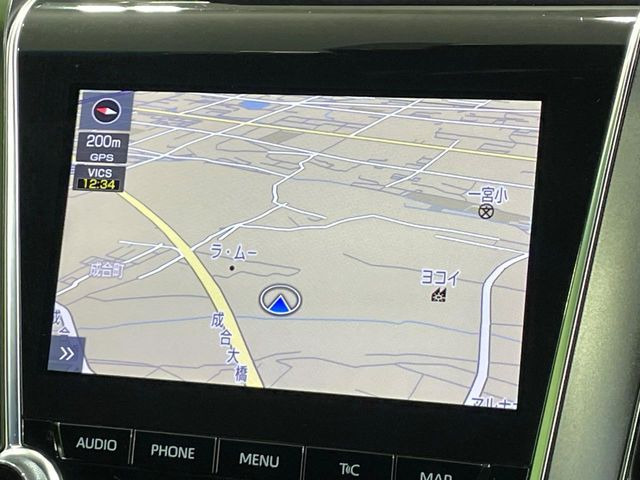 �y���[�J�[����8�^�i�r�z�C���e���A�ɗn�����ރX�^�C���b�V���ȁu��p�݌v�v���[�J�[�i�r�𑕔��􎋔F���⑀�쐫�ȂǊ�{���\�ɂ��D��A���㎿�ȃJ�[���C�t�����y���݂��������܂��B