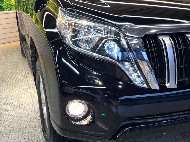 �yLED�w�b�h���C�g�z���V����ԑ��s�����ǍD�Ȏ��E���m�ۂ����S���ĉ^�]�ł��鍂�P�xLED�w�b�h���C�g�𑕔�!�_�����x�������A����d�͂��}�����Ă��܂��B