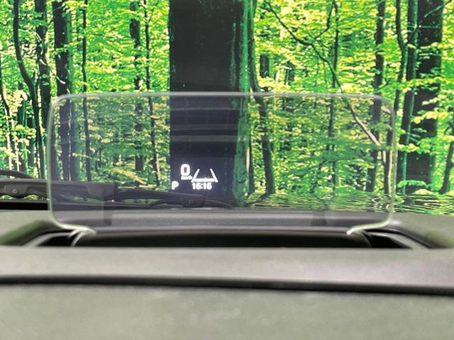 �y�w�b�h�A�b�v�f�B�X�v���C�z���݂̑��x�⑖�s�����f�W�^���\���ŉ^�]�ȑO���̃K���X�ɓ��e!�^�]���A�ڐ������炳���K�v�ȏ����m�F�ł���̂łƂ��Ă��֗��ň��S!