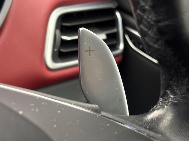 ���X�e�A�����O�p�h���V�t�g:�N�C�b�N�ȃV�t�g���삪�\!���X�|���X�������A���Ȃ��̃M�A�ϑ��ɂ�������Ƃ��Ă��Ă���܂�!���Ԃƈ�̂ƂȂ�鑕���ł��B