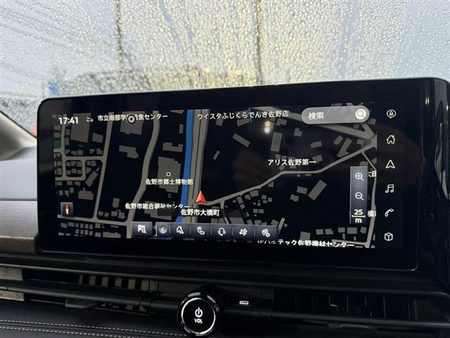 セレナ1.4 e-POWER ハイウェイスターV