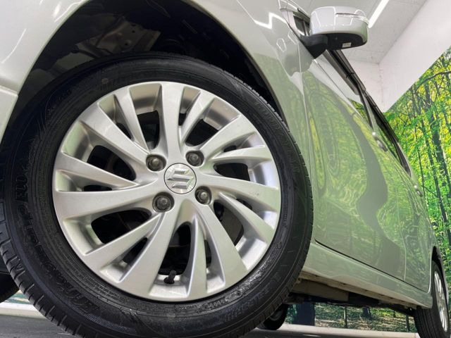 �y����14�C���`�A���~�z�C�[���z�O�ςɃ}�b�`���������A���~�z�C�[���𑕒����Ă���܂��B�e��ЊO�A���~�z�C�[����A�X�^�b�h���X�^�C�����戵�����Ă���܂��B���񂲑��k����������