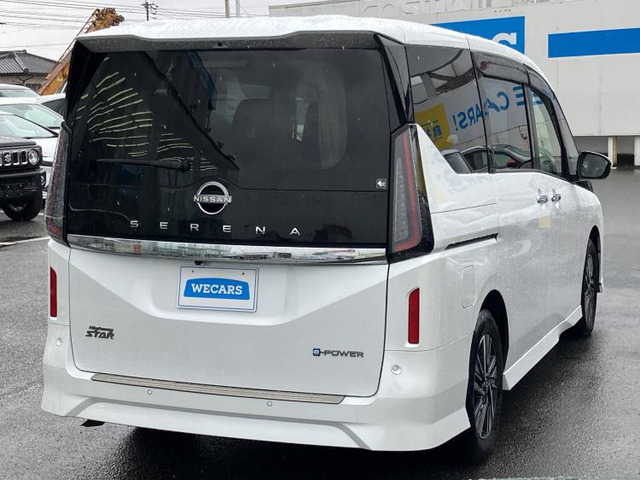 セレナ1.4 e-POWER ハイウェイスターV